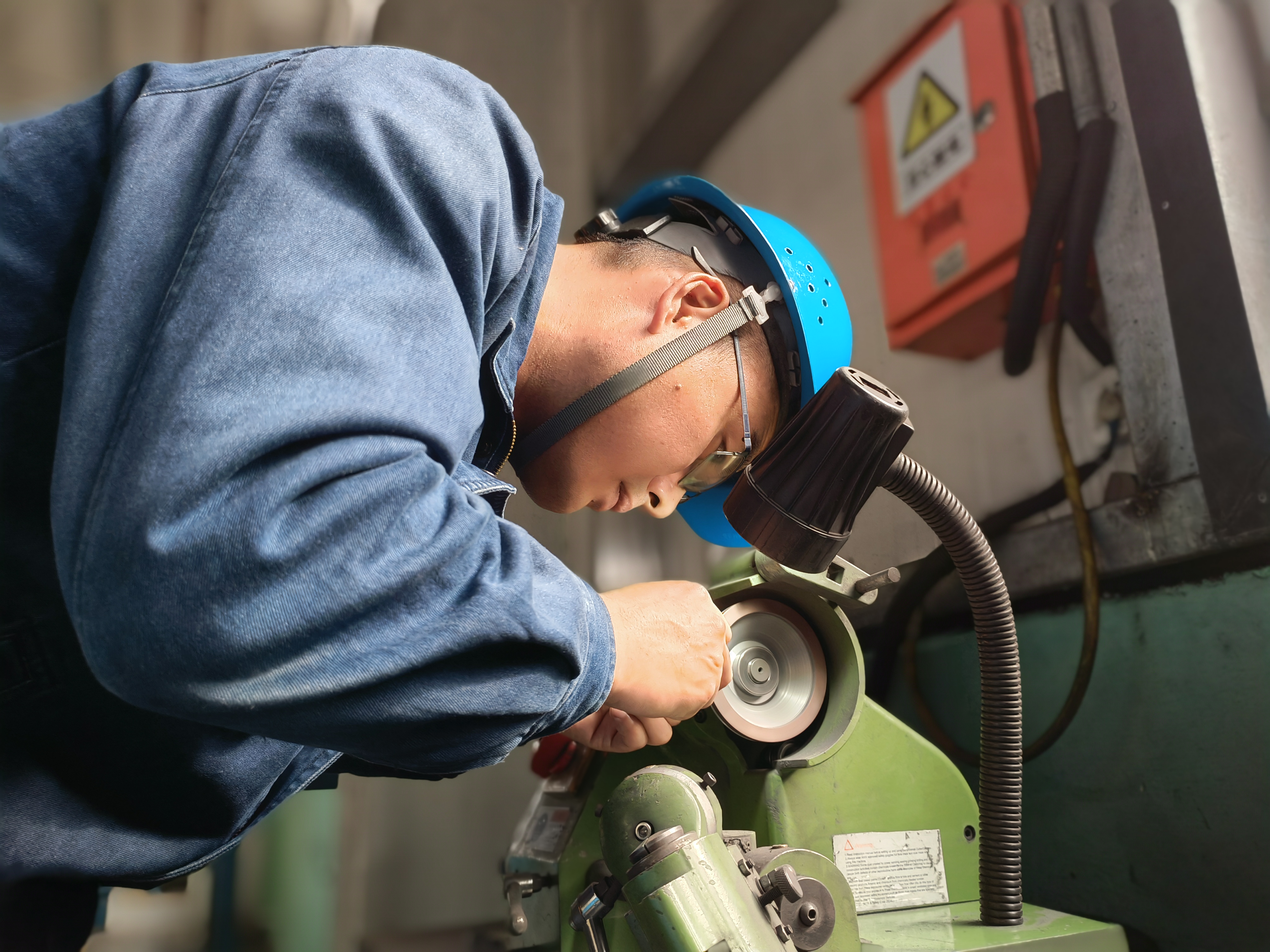 �֡��ҡ��е�  �����Ľ����Ќ���